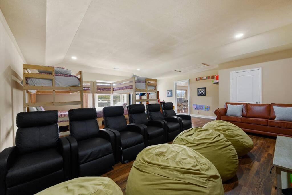 Crestview Estate 5 Acres-Heated Pool-5Min To Strip Villa Pigeon Forge Buitenkant foto